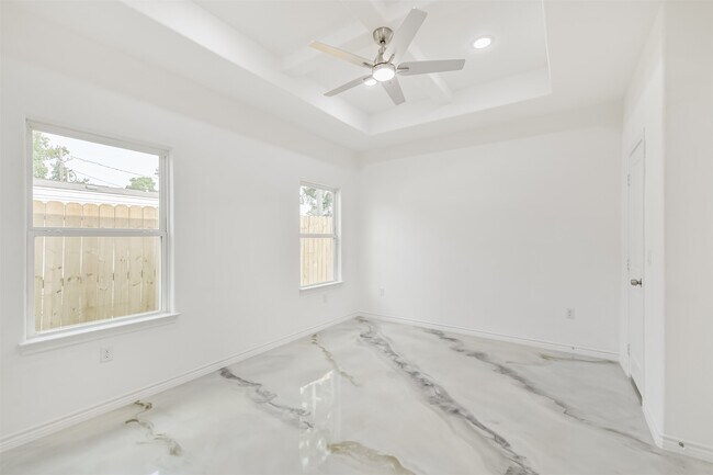 Building Photo - 16922 W Forrestal