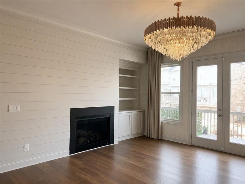 Building Photo - 1915 Skyfall Cir
