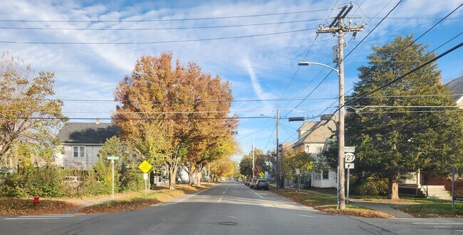 Beautiful Downtown Burlington! - 204 N Champlain St