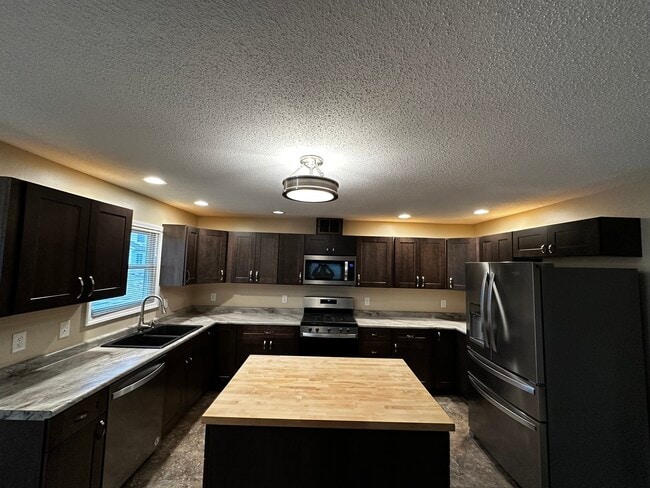 Building Photo - 1103 Prestwick Point