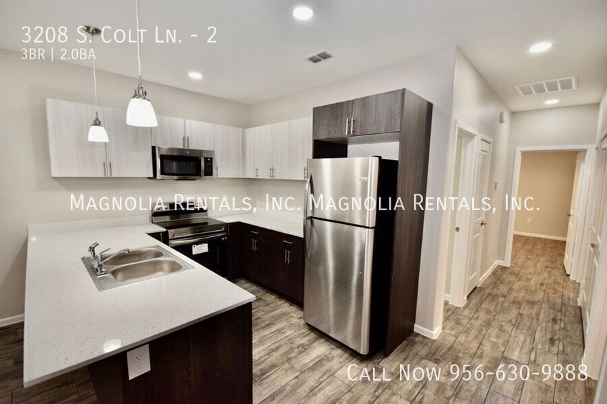 Building Photo - 3208 S Colt Ln