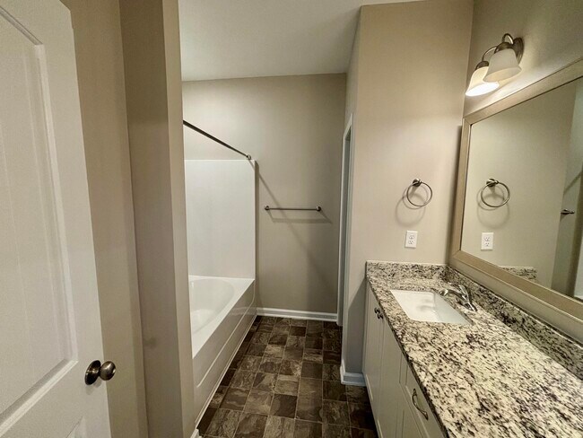 Building Photo - 4017 Pensacola Way