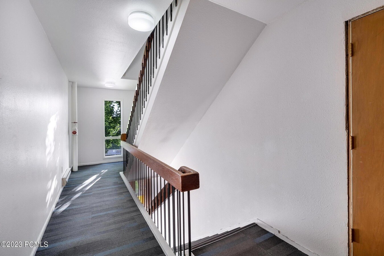 Building Photo - 425 S 1000 E