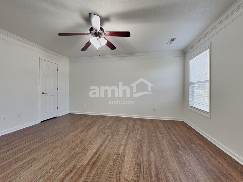 Building Photo - 3342 Hunt Crest Rd