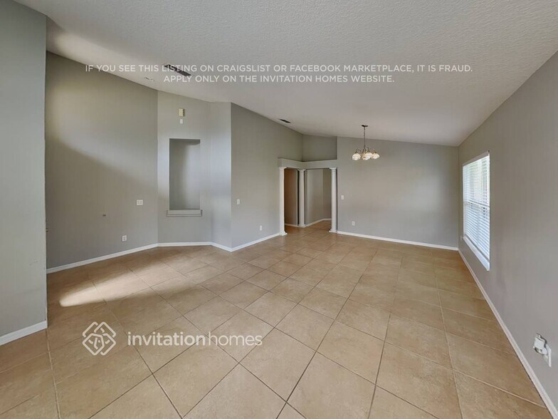 Building Photo - 3612 Holden Dr