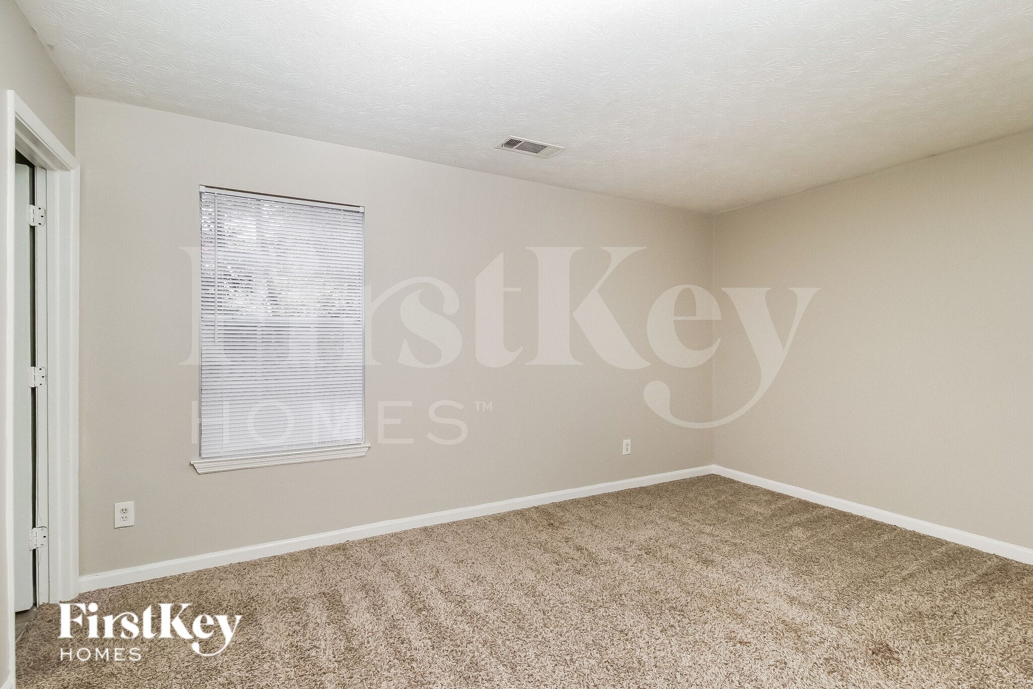 Building Photo - 457 Maid Marion Ln