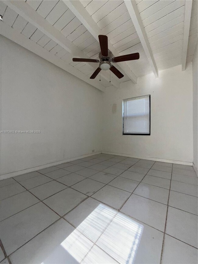 Building Photo - 1503 NE 128th St