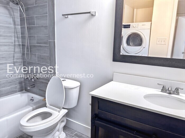 Building Photo - 2086 Montreat Cir