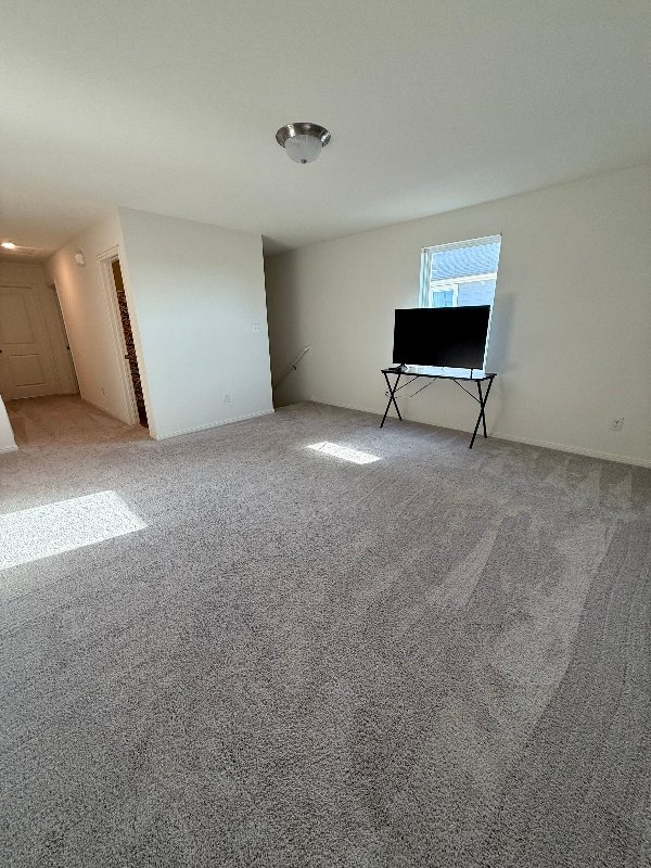 Building Photo - 107 Waterbuck Lp