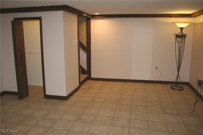 Building Photo - 1269 Bonnie Ln
