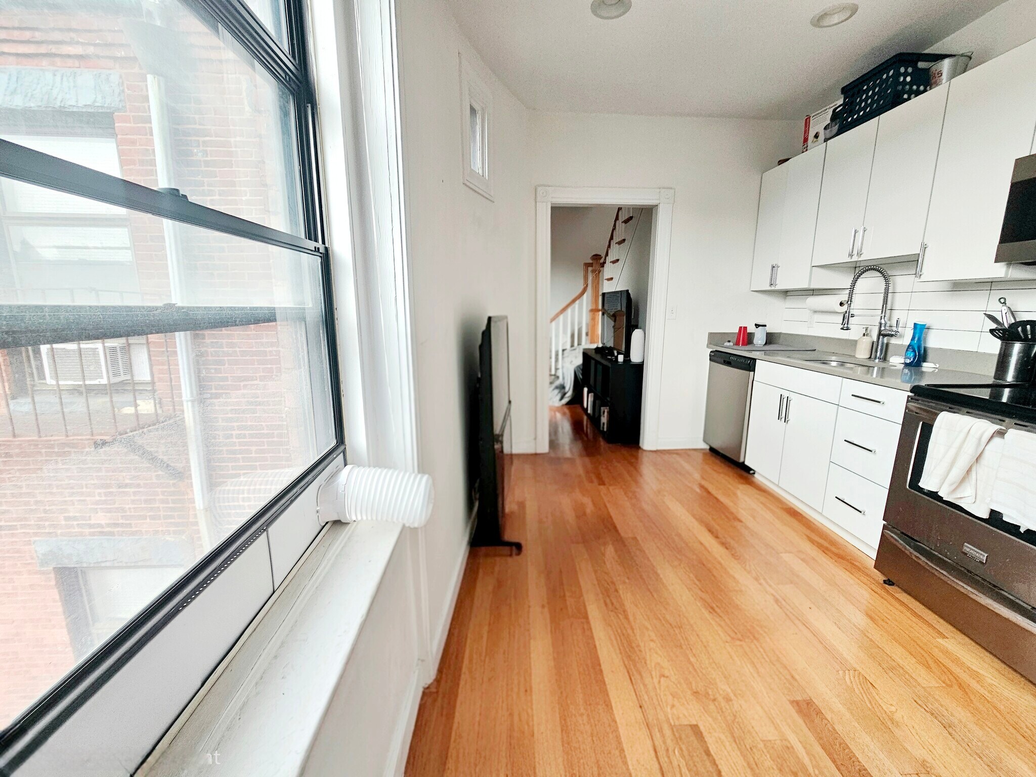 Building Photo - 501 Beacon St