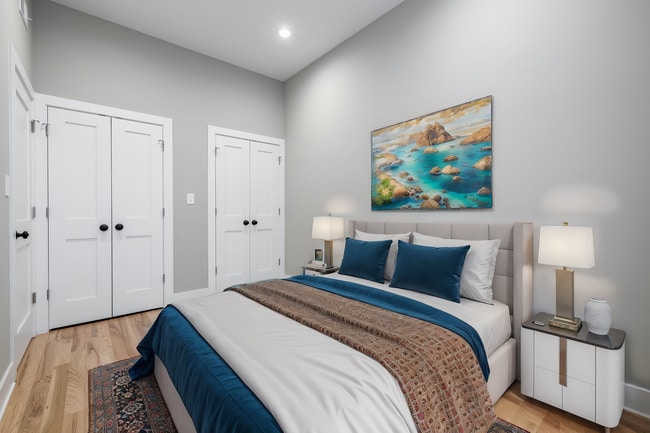 Building Photo - 1838 W Grand Ave