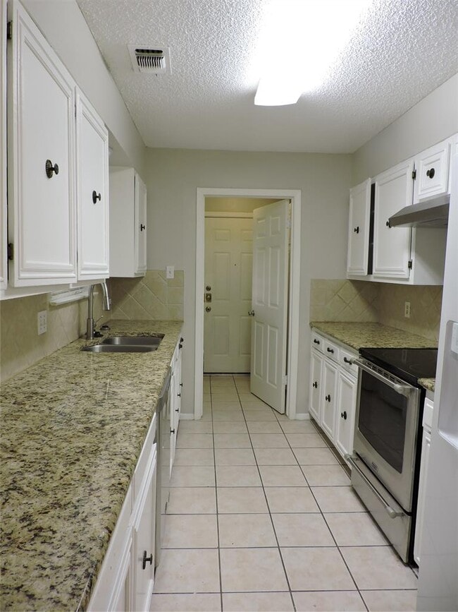 Building Photo - 8509 Fathom Cir