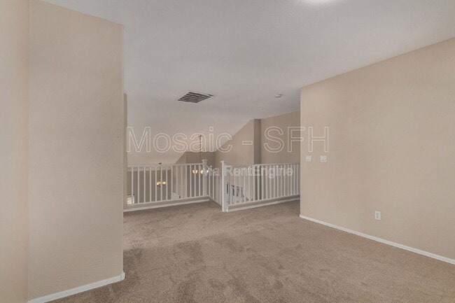 Building Photo - 5215 W Hasan Dr