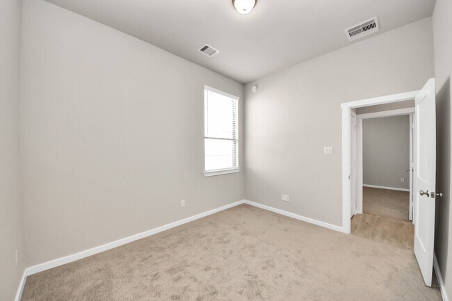 Building Photo - 17409 Turtleweed Ln