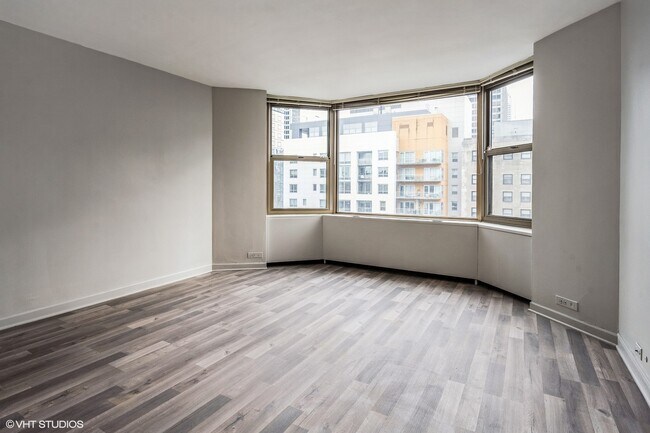 Building Photo - 535 N Michigan Ave