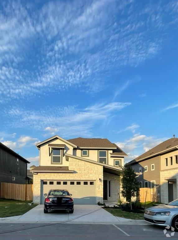Building Photo - 3201 College Park Dr