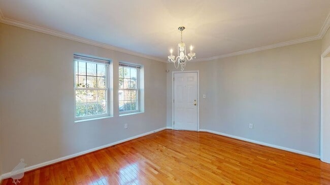 Building Photo - 330 Delafield Pl NW