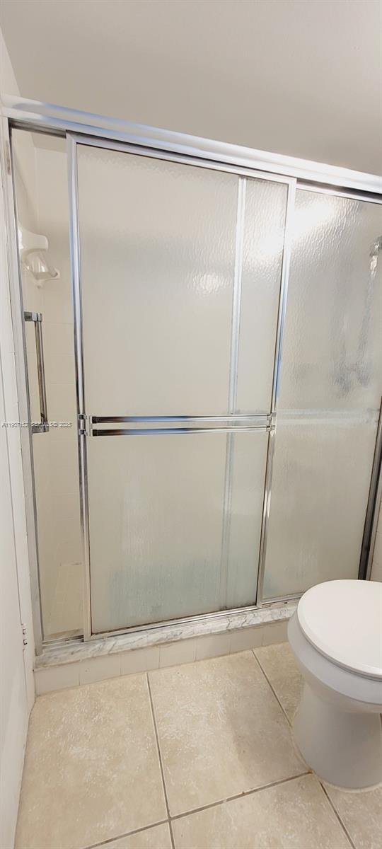 Building Photo - 534 Mansfield M