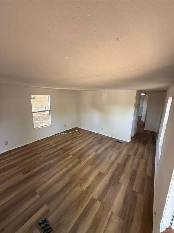 Building Photo - 11 Sunset St