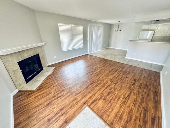 Building Photo - A Cozy 2 bedroom 2 bathroom with patio dow...