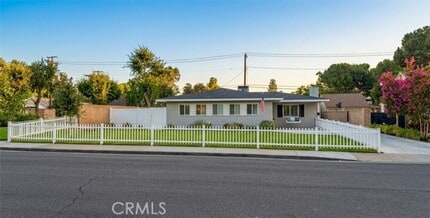 Building Photo - 6759 Mt Whitney Ave