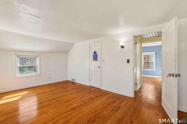 Building Photo - 26 St Augustine St