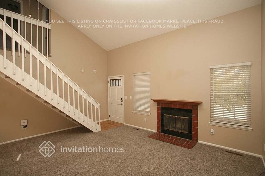 Building Photo - 17989 E Colgate Pl