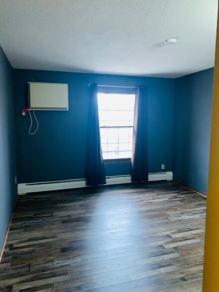 Building Photo - 932 Westbrooke Way