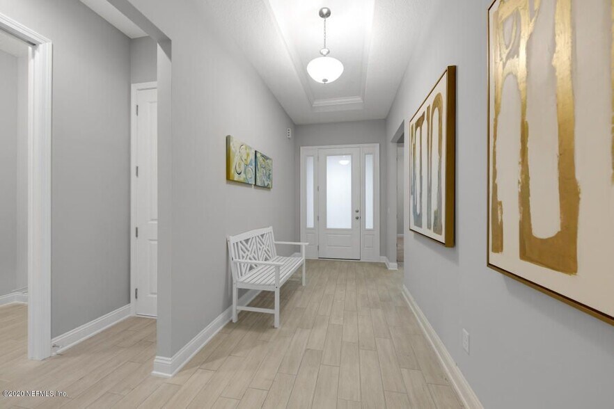 Building Photo - 28 Stansbury Ln
