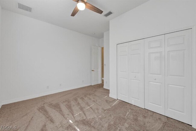 Building Photo - 8766 Tropical Ct