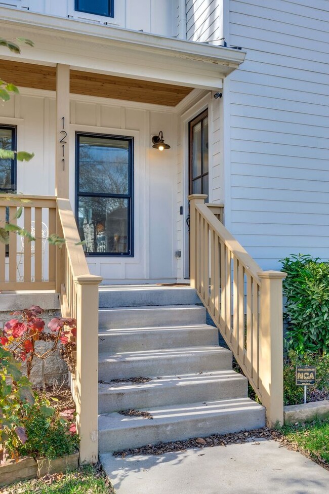 Building Photo - Lovely 3BE/3modern farmhouse is a sheer de...