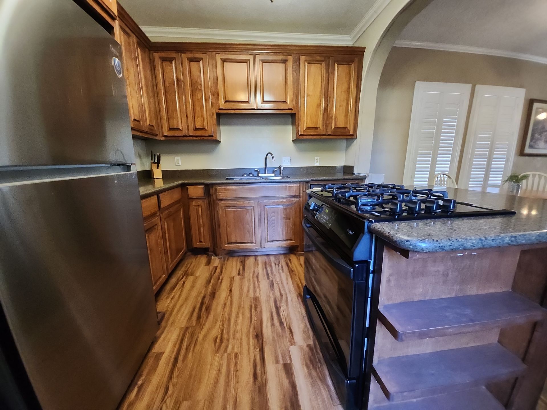 Building Photo - 4515 Lincoln Ave