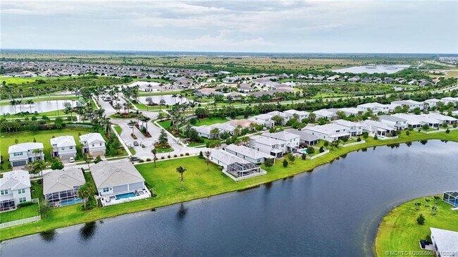 Building Photo - 10214 SW Captiva Dr