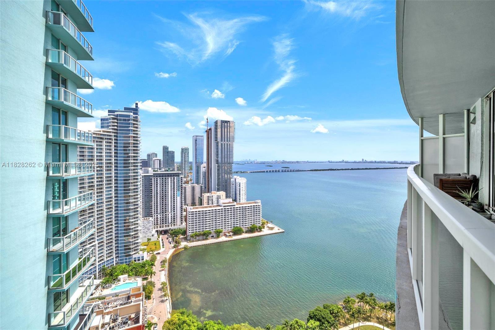 View - 1900 N Bayshore Dr