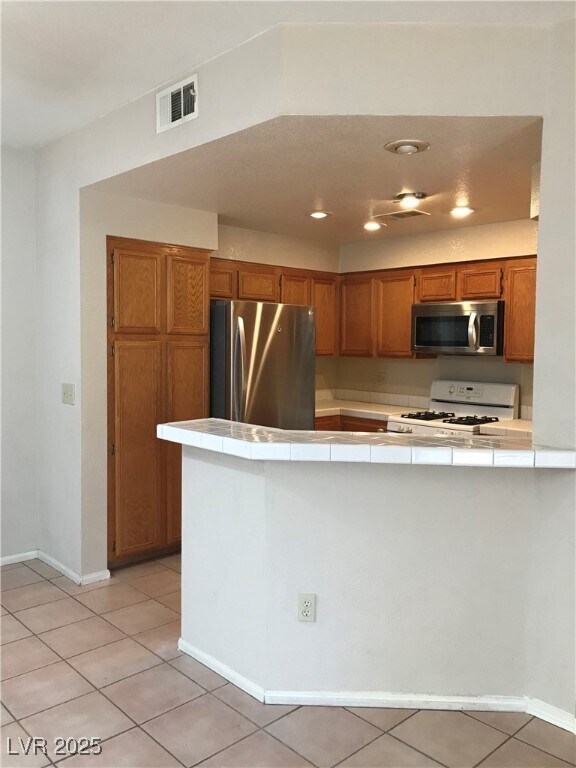 Building Photo - 5155 W Tropicana Ave