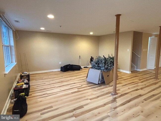 Building Photo - 113 Turnhill Ct