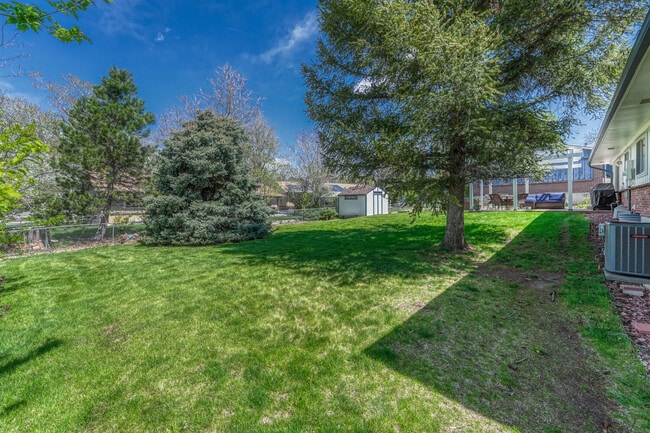 Building Photo - 6905 E Hillside Pl