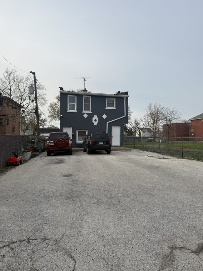 Building Photo - 2031 New St