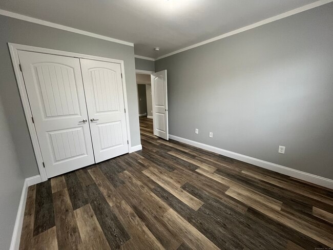 Building Photo - 60 Bray Ave