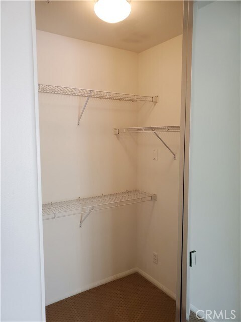 Building Photo - 2676 Dietrich Dr