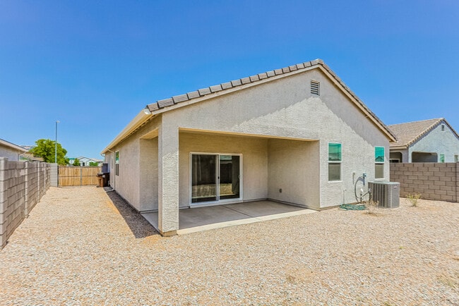 Building Photo - Bright Coolidge 4-Bedroom Home
