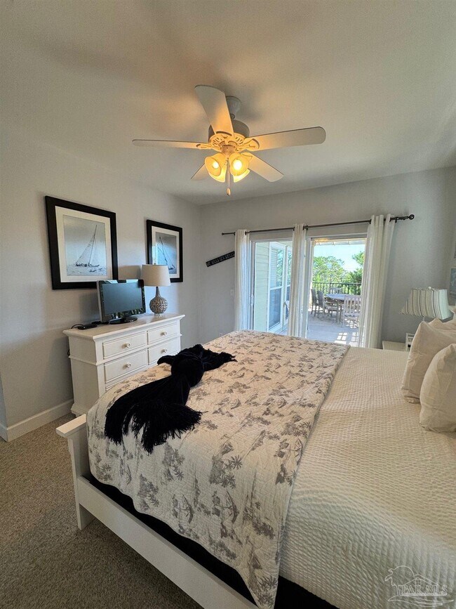 Building Photo - 1732 W County Hwy 30A