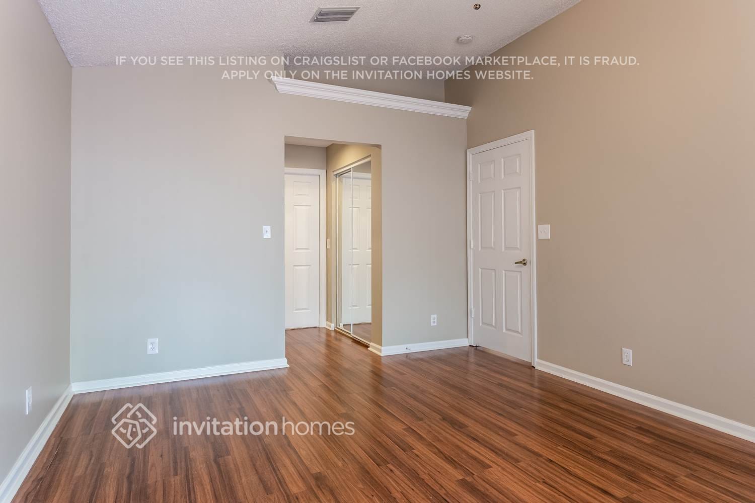 Building Photo - 13297 Emerald View Ct