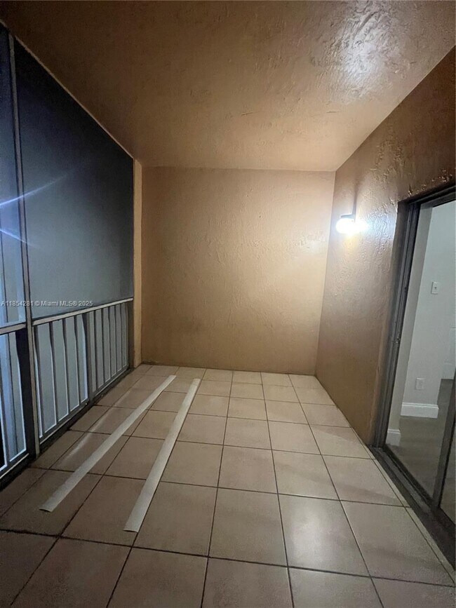 Building Photo - 15315 SW 106th Terrace