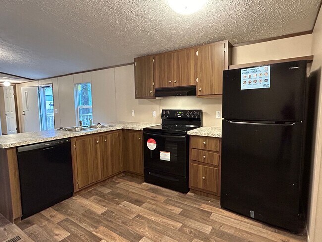 Building Photo - My- 88