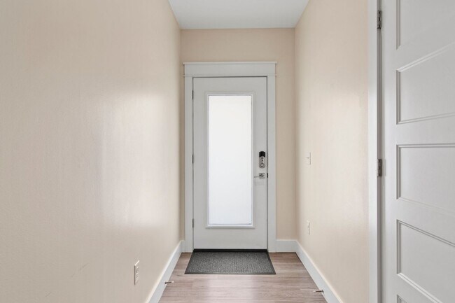 Building Photo - Luxury 3 Bedroom Townhouse on Okaloosa Island!