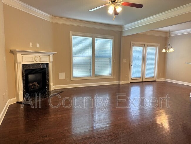 Building Photo - 1065 Township Cir