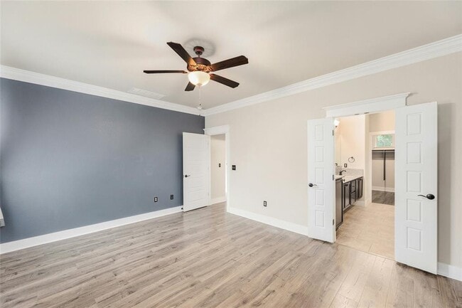 Building Photo - 11108 Railway Ln