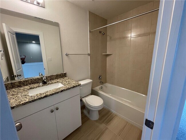 Building Photo - 526 White Steppe Way